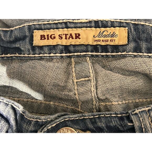 Big Star Women’s Distressed Denim Maddie Mid Rise Fit Size 32L Bootcut - Picture 7 of 9